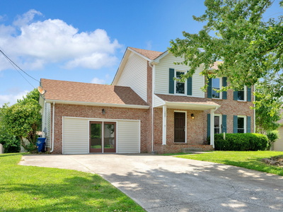 Exterior view of 1025 Roedeer Dr in Clarksville, TN