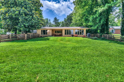 209 Woods Dr