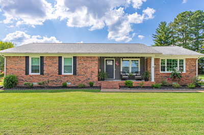 1041 Jackson Dr