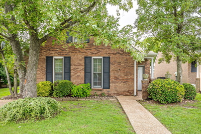 1129 W Main St