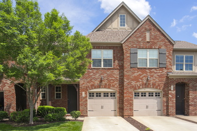 209 Bixby Private Ln
