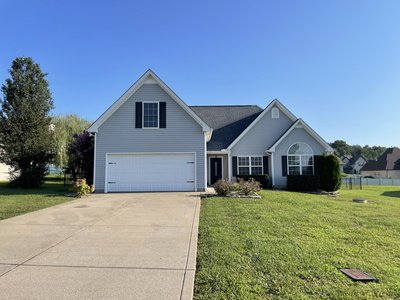 1236 Crescent Ridge Dr