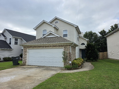 3008 Glenboro Dr