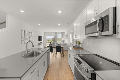 1649 Manuka Lane
