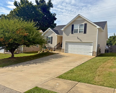 344 Chalet Cir