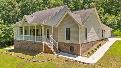 215 Virgil Thomas Dr