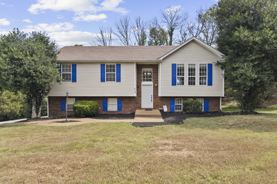 210 Winding Way