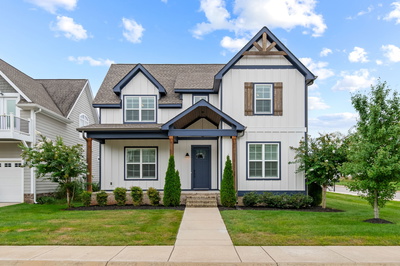 308 Twin Creeks Dr