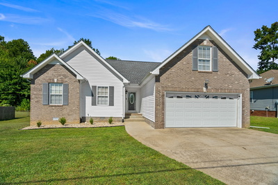 144 Filly Ln