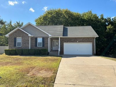 824 Buckhorn Dr