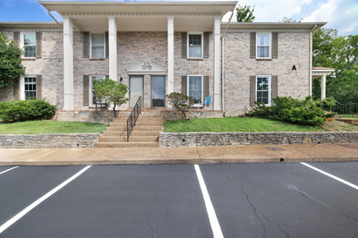 102 Northcrest Ct