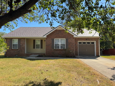 3713 Heather Dr