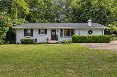 222 Maple Dr