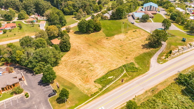 5270 New Highway 31E
