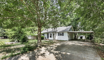 215 Bob White Dr