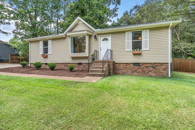 7103 Dogwood Ct