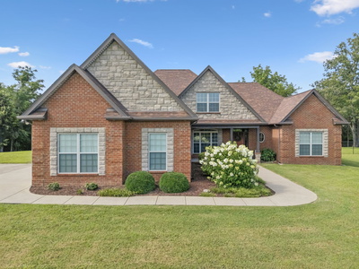 Exterior view of 9944 Spantown Rd in Arrington, TN