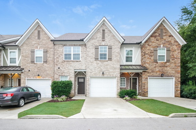 409 Riverwood Ct