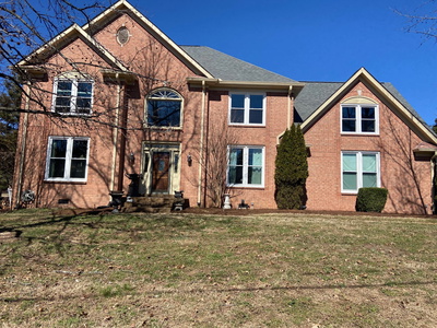 102 Ballentrae Ct