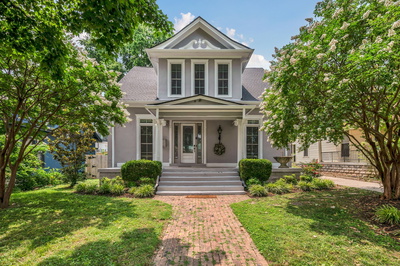 825 Acklen Ave