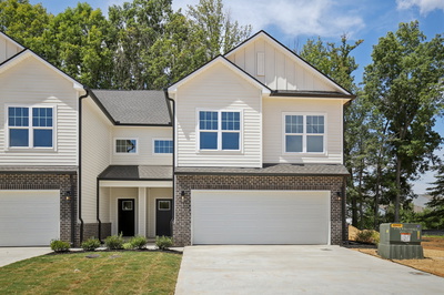 1036 Stagecoach Dr