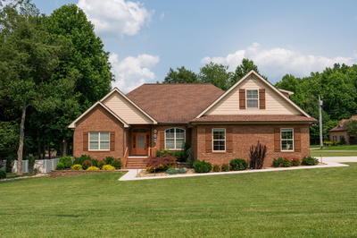 902 Evelyn Ct