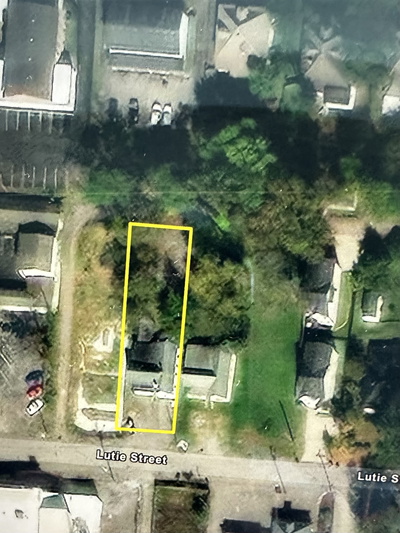 326 Lutie St