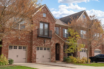 207 Bixby Private Ln