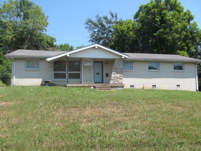 2704 Priest Lake Dr