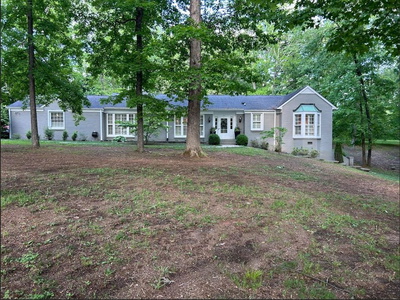 4 Thayer Ln