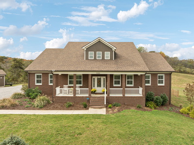 3885 Stonecrest Dr