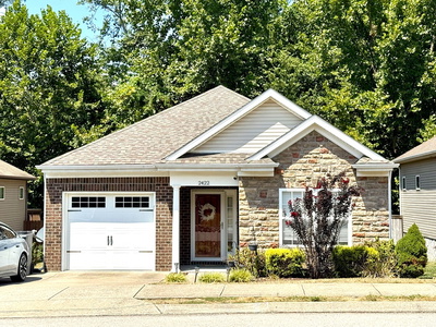 2422 Duxbury Dr