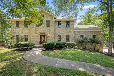 2207 Shannon Dr