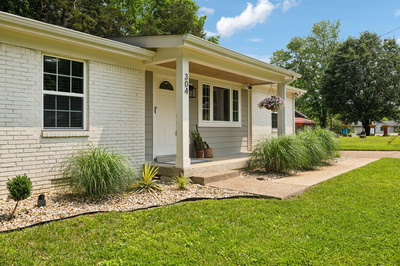304 Jenny Murff Dr