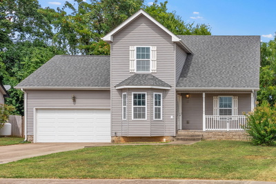 546 Falkland Cir