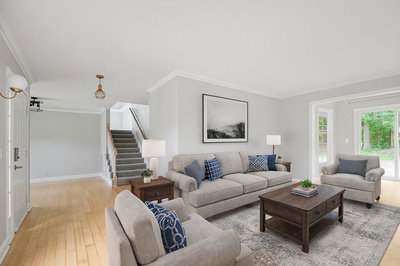 127 W Harbor