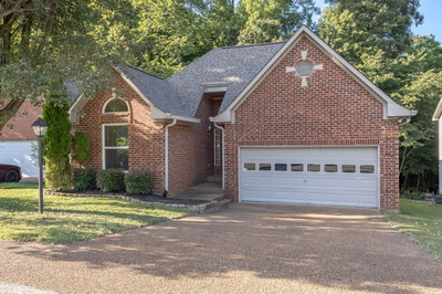 3448 Parkwood Ct