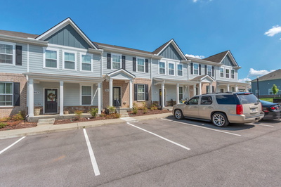 905 Marcy Lndg