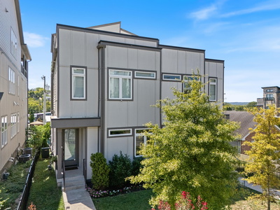 3325 Felicia St