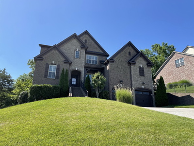 1371 Sweetwater Dr