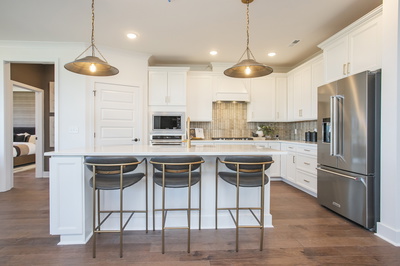 905 Bur Oak Road