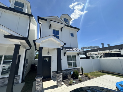 100 Carlton Ave