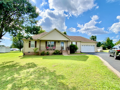 Exterior view of 109 Millwood Ct in Murfreesboro, TN