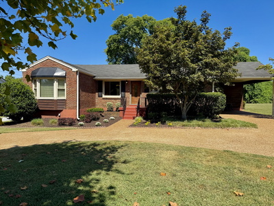 3244 Lakeshore Dr