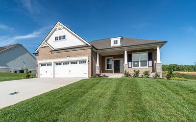 7705 Woodford Dr