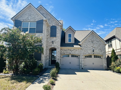 3033 Devinney Dr