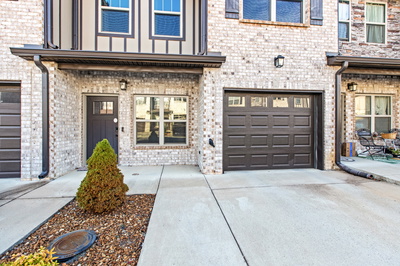 1204 Villa Cir