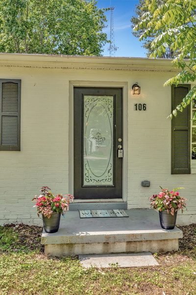 106 Julian St
