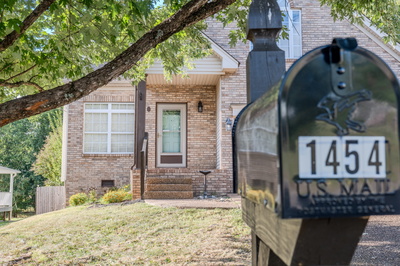1454 Brighton Cir
