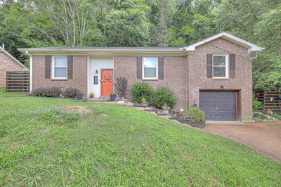 557 Holt Valley Rd